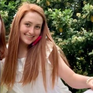 Meet your Posher, Kelly